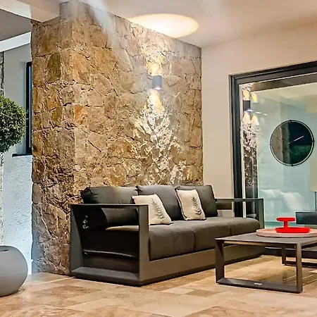 Villa Vue Mer, 600m De La Plage, Piscine Chauffee Calvi (Corsica)