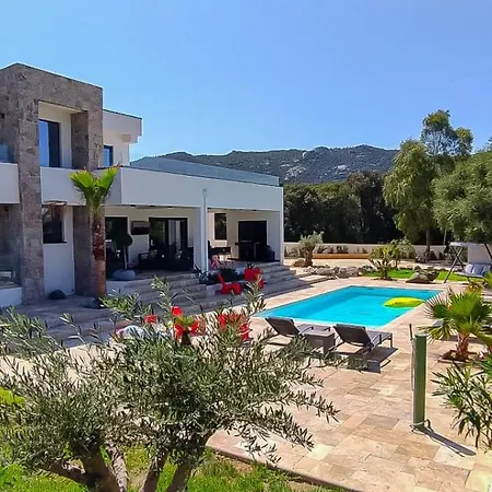 Vue Mer, 600m De La Plage, Piscine Chauffee Villa